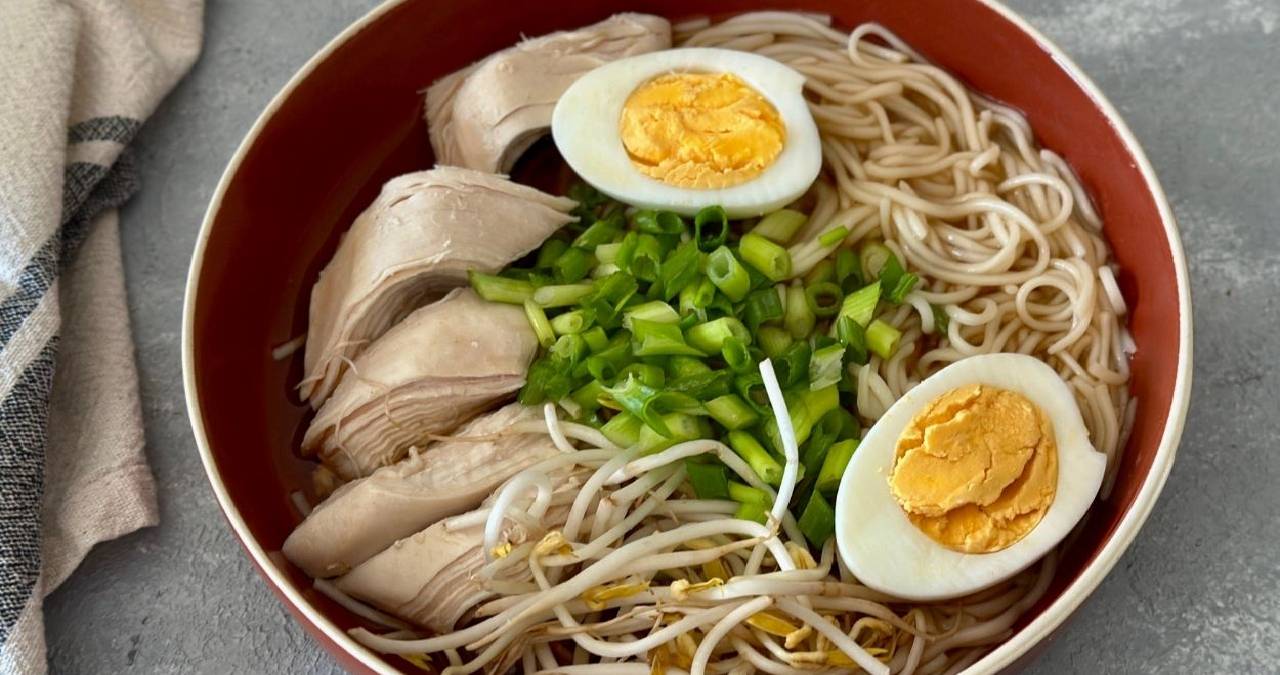Japon mutfağının efsane lezzeti evinize geliyor: Orijinal ramen tarifi