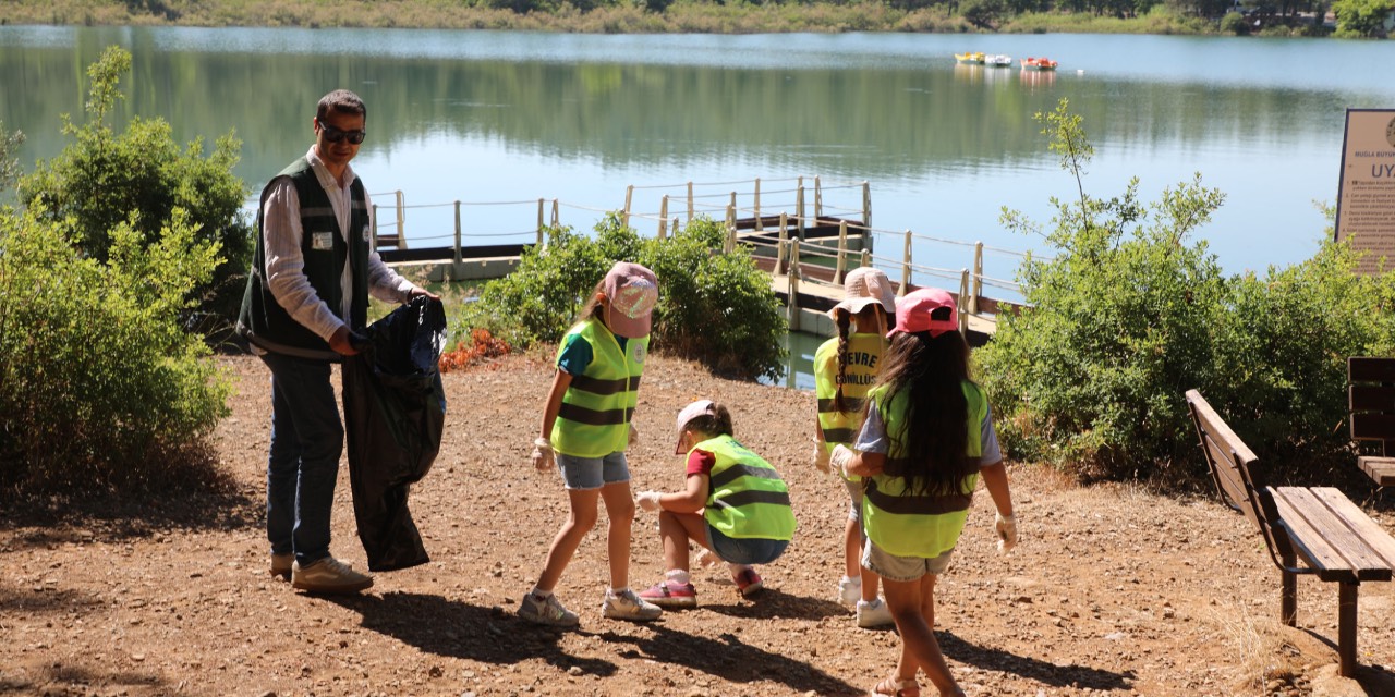 Muğla’da Ula Göleti’nde çocuklarla çevre farkındalığı etkinliği