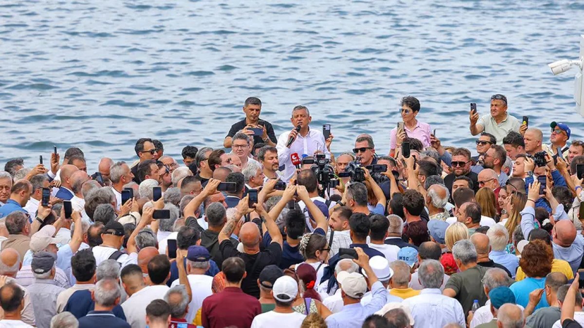 Özgür Özel'den Zonguldak'ta yeni parti sinyali: "Merak etme; az kaldı"