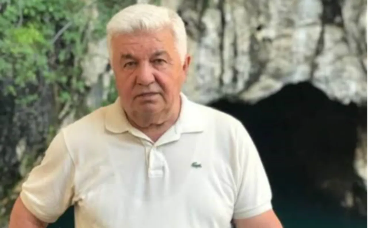 Eski Devlet Bakanı Burhan Kara hayatını kaybetti