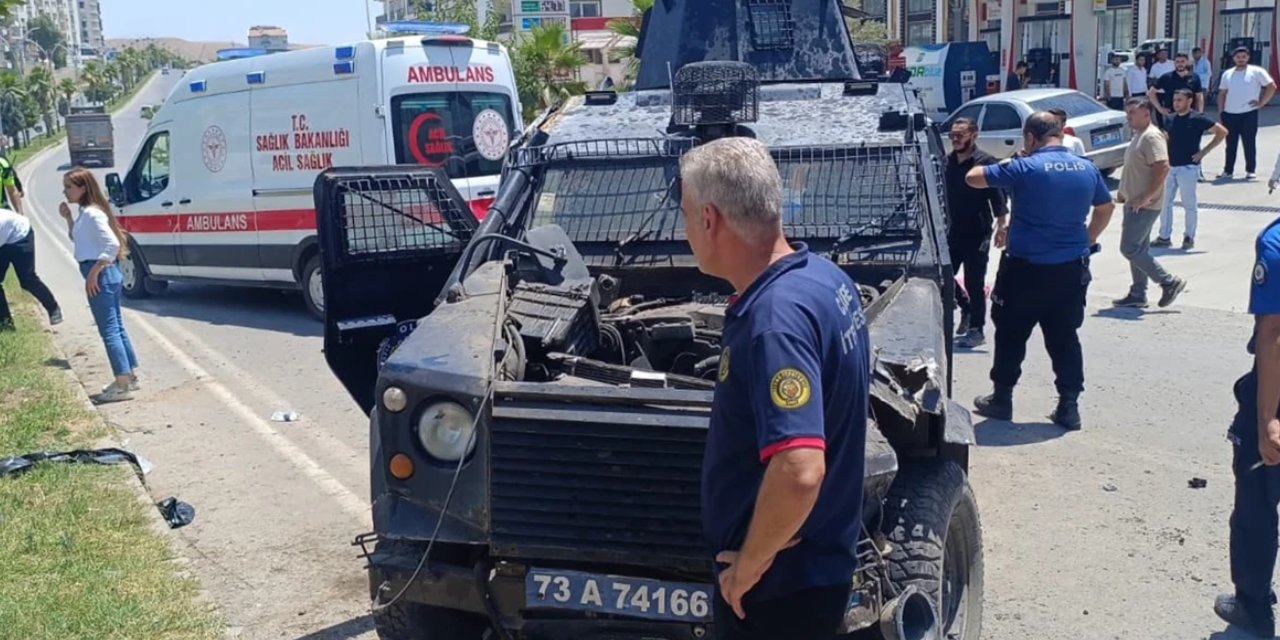 Şırnak’ta zırhlı polis aracı takla attı! 2 polis yaralandı