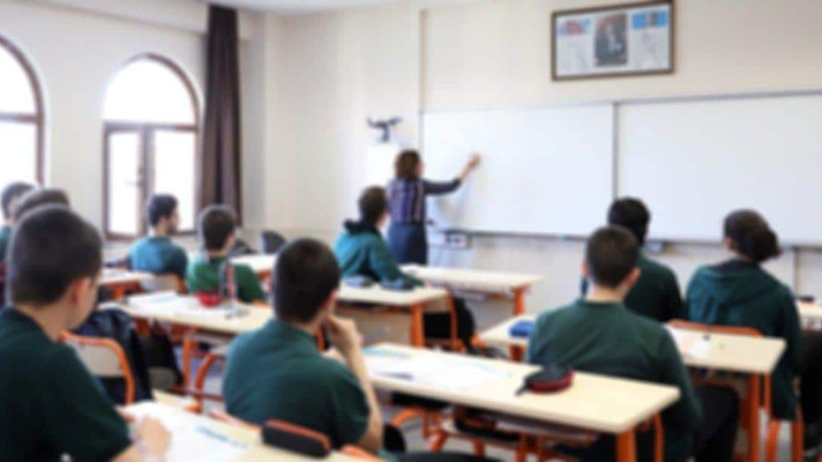 MEB'den 81 ile talimat: Okullarda 10 maddelik yeni dönem başlıyor