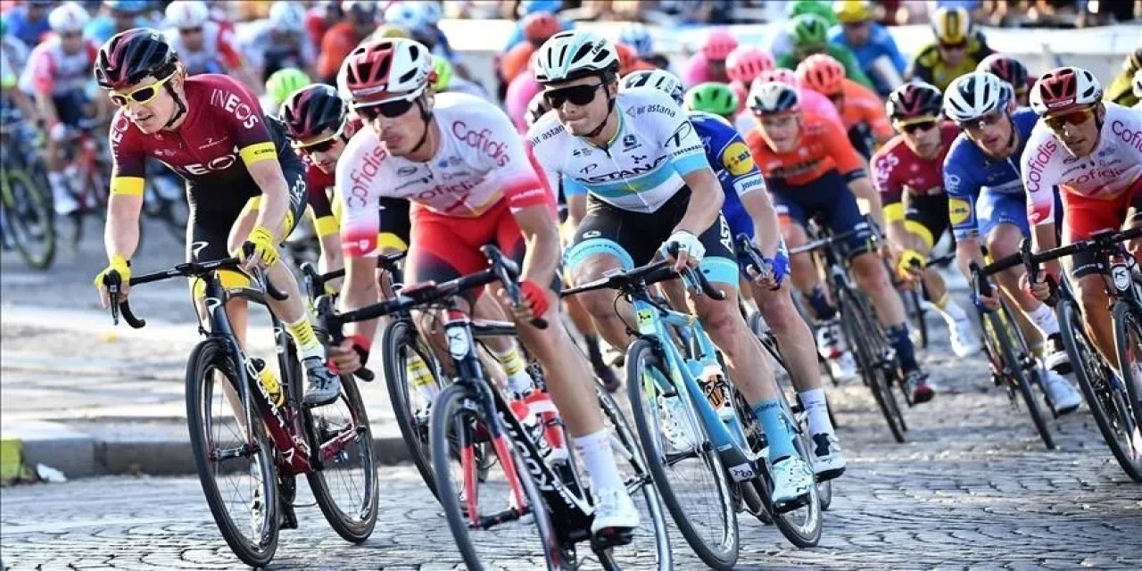 Aşırı sıcaklar Tour de France’ı vurdu: 9. etap 30 kilometre kısaltıldı