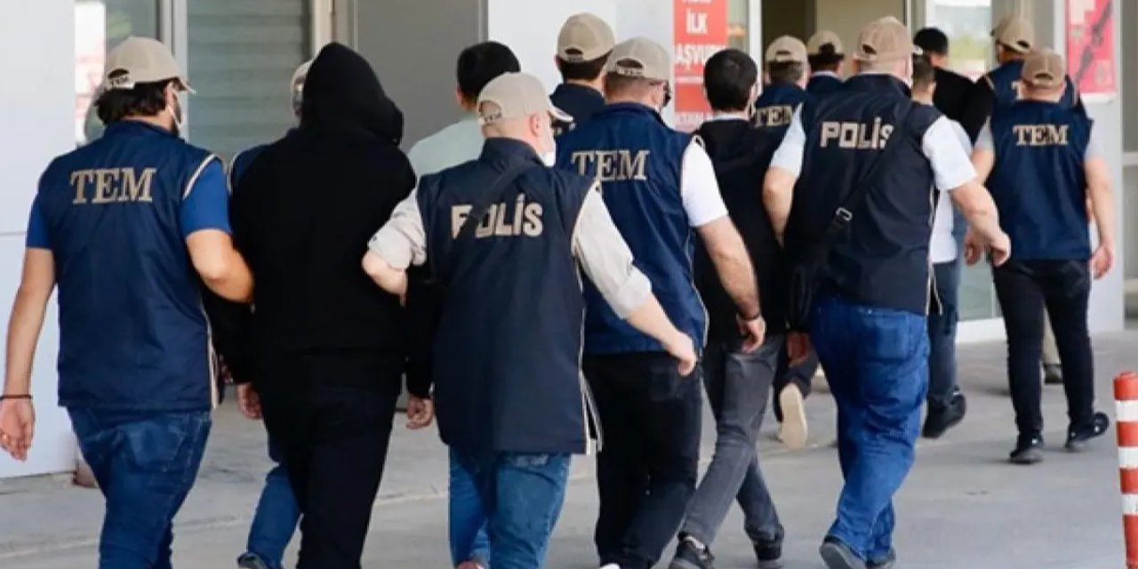 FETÖ'de hücre yapılanmasına darbe: 81 ilden 968 şüpheliye gözaltı kararı