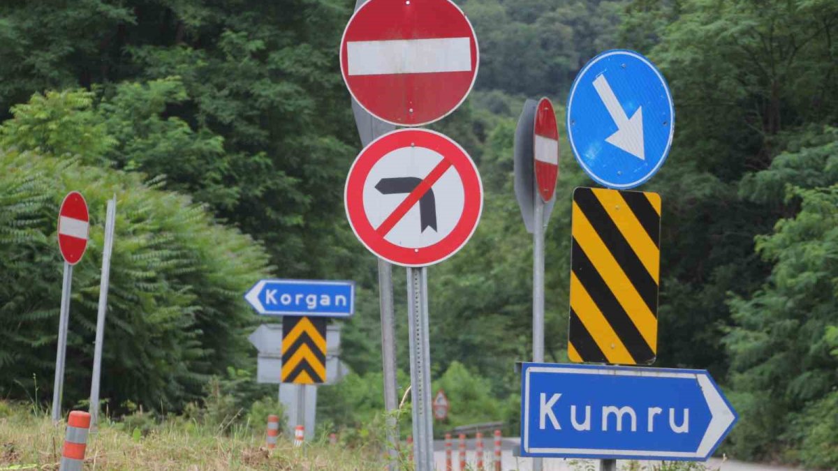 29 tabelalı kavşak sürücüleri şaşkına çevirdi: “Labirent gibi”