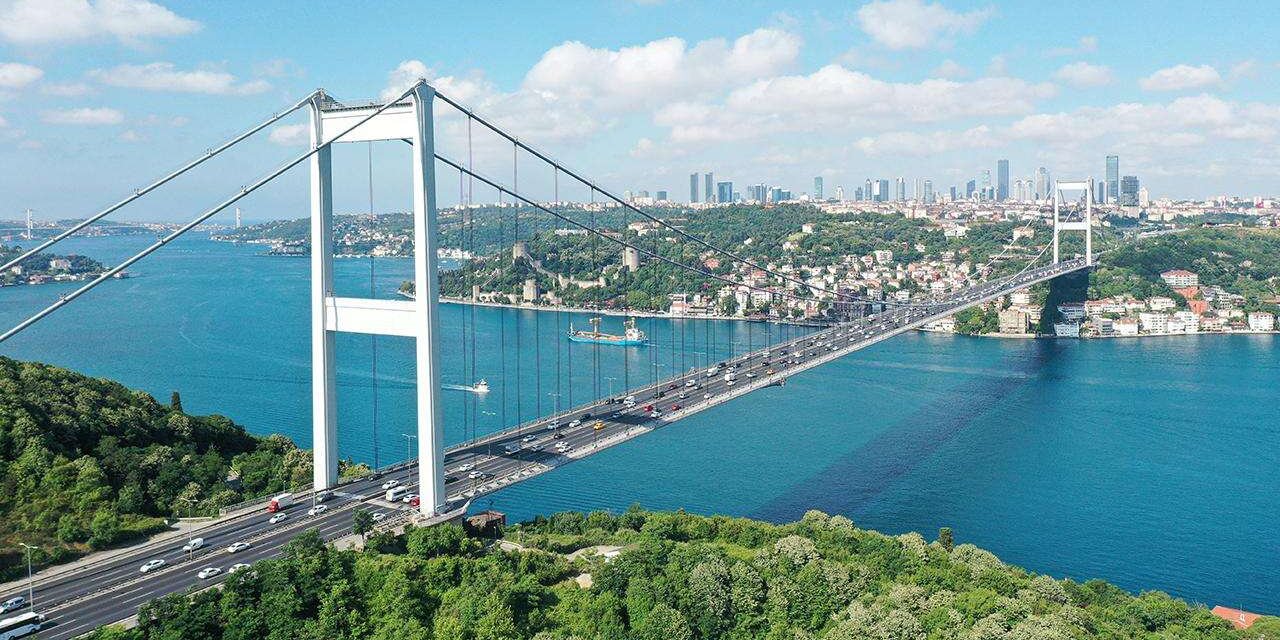 Boğaz Köprüsü trafiğe kapatılacak: Valilik saatleri ve alternatif güzergahları açıkladı