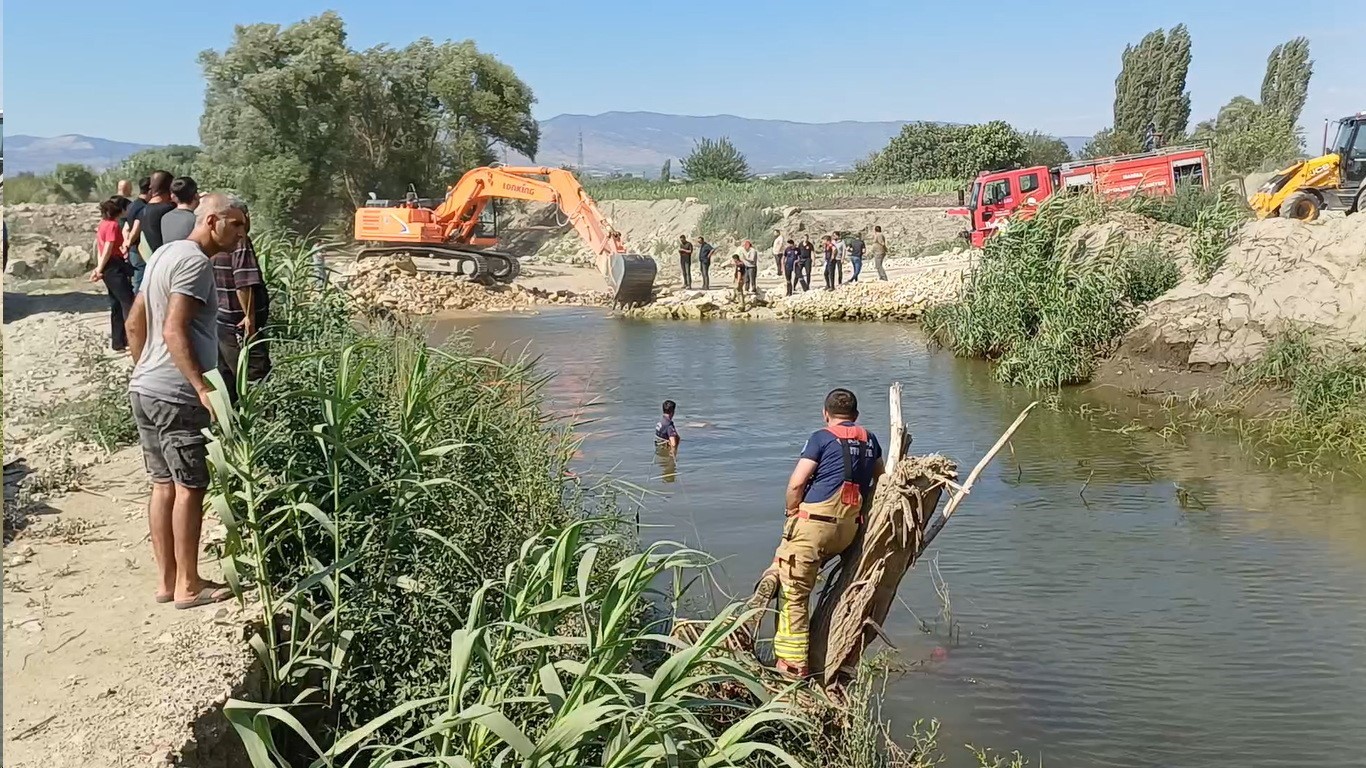 Manisa'da dere faciası: 12 yaşındaki çocuk hayatını kaybetti