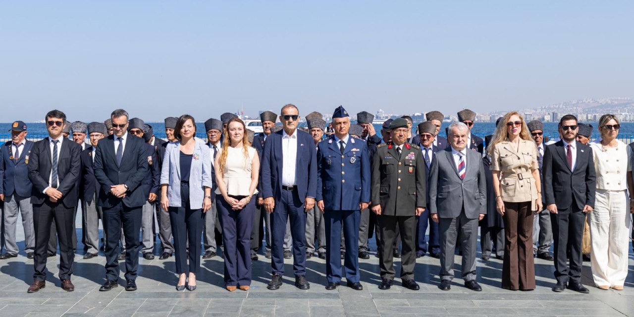 20 Temmuz Barış ve Özgürlük Bayramı İzmir’de törenle anıldı