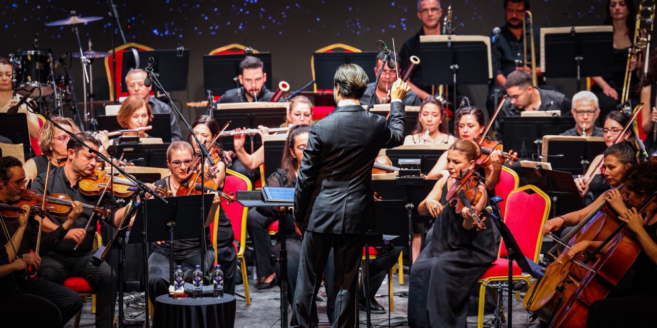 64. Uluslararası Bursa Festivali Murat Karahan konseriyle başladı