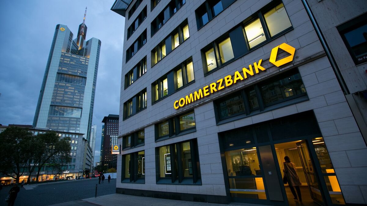 Commerzbank'tan TL uyarısı: Asıl risk faiz koridorunda