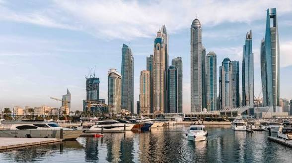 Savaş turizmi vurdu: Dubai, turist getirene 820 dolar değerinde ödül verecek