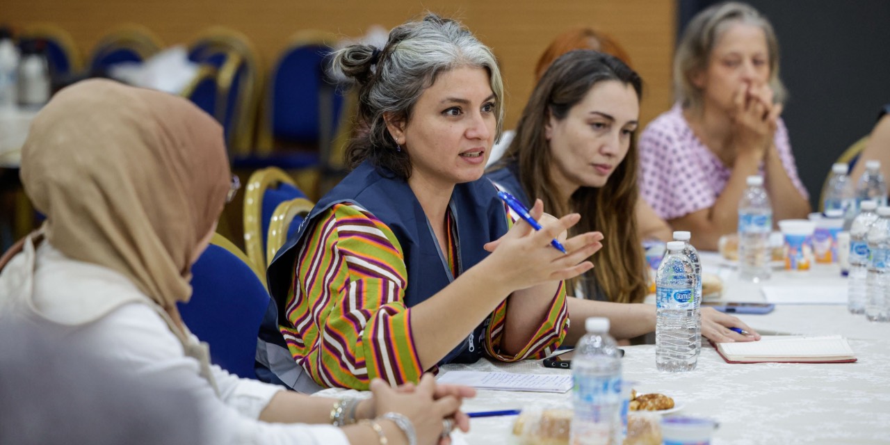 İzmir’de mahalle buluşmaları sürüyor