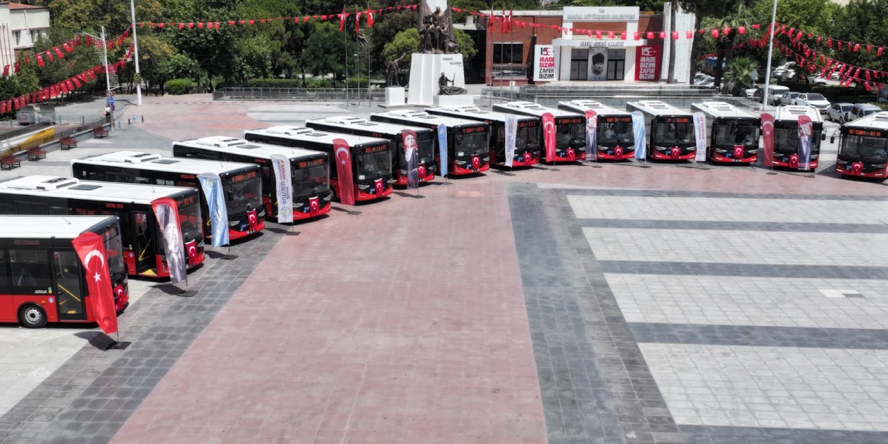 Manisa’da toplu ulaşım filosuna 14 yeni otobüs
