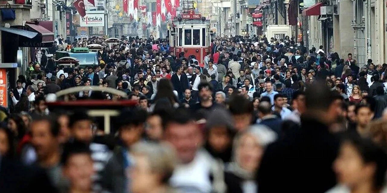 TÜİK açıkladı! Türkiye'de ortalama yaşam süresi yükseldi