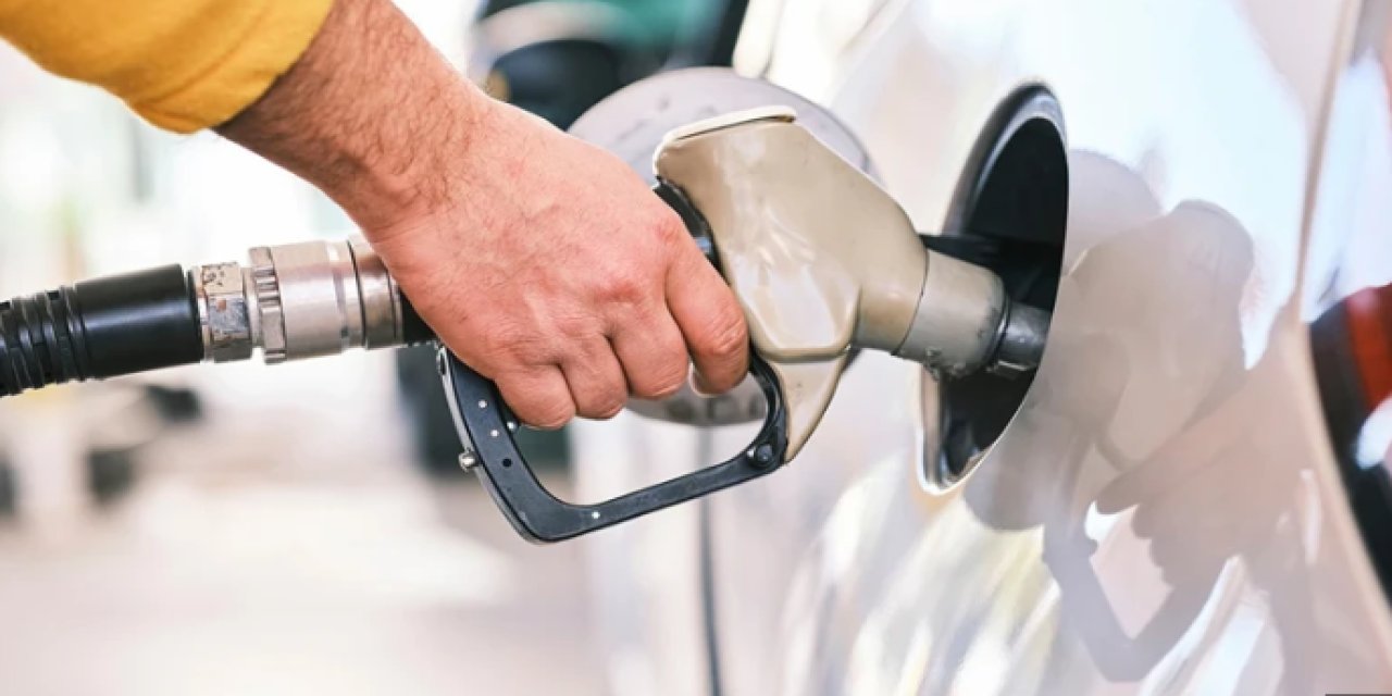 Motorinde 6 TL'nin üzerinde indirim beklentisi vardı! Pompaya yansıyacak asıl rakam ortaya çıktı