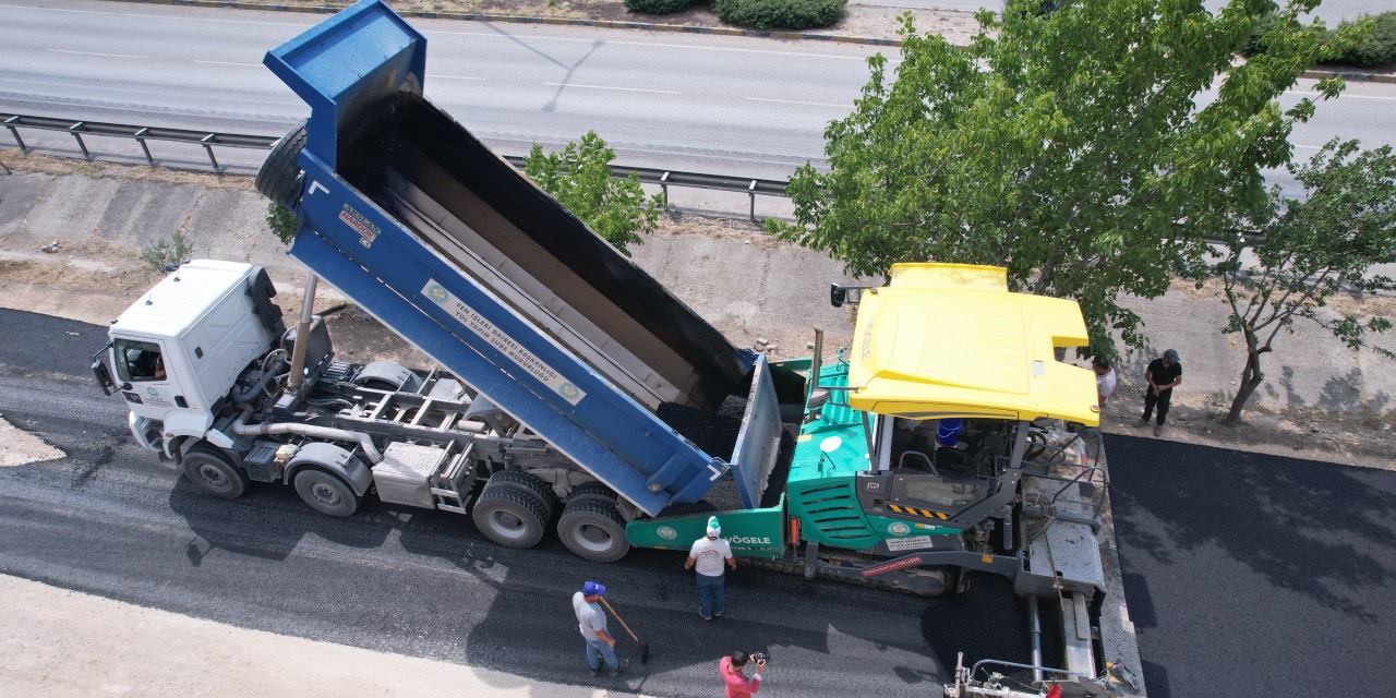 Manisa’da Kula Seyitali Mahallesi’ne sıcak asfalt yatırımı