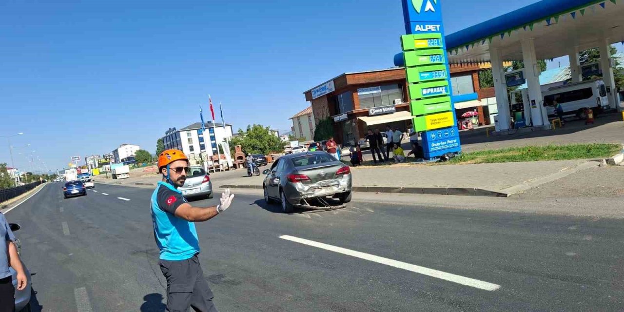 Bingöl'e zincirleme kaza: 5 yaralı