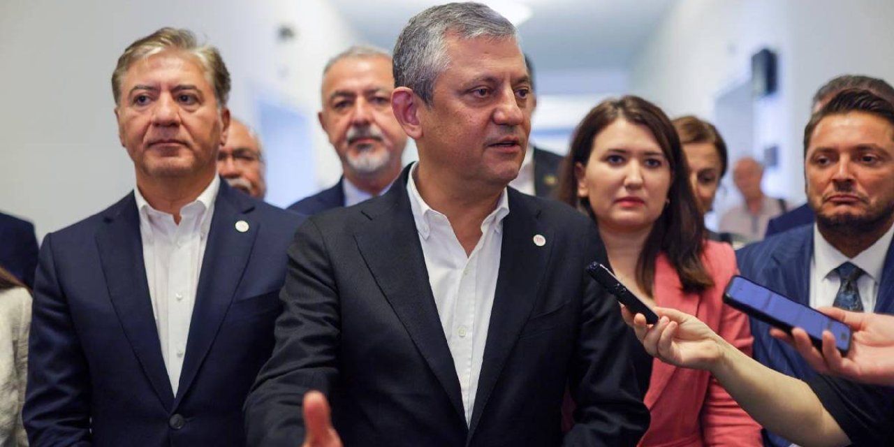 Özgür Özel'den fezleke açıklaması: İtibar suikastı olsun diye ‘rüşvet’ geçiyor
