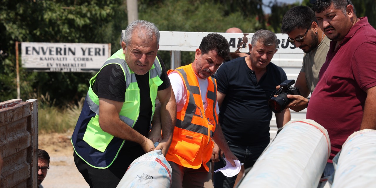 Antalya Büyükşehir’den yangın sonrası üreticiye can suyu
