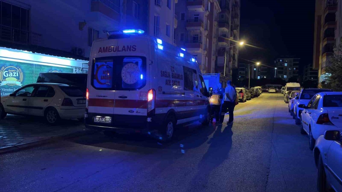 Kötü koku ihbarı harekete geçirdi: 52 yaşındaki adam evinde ölü bulundu