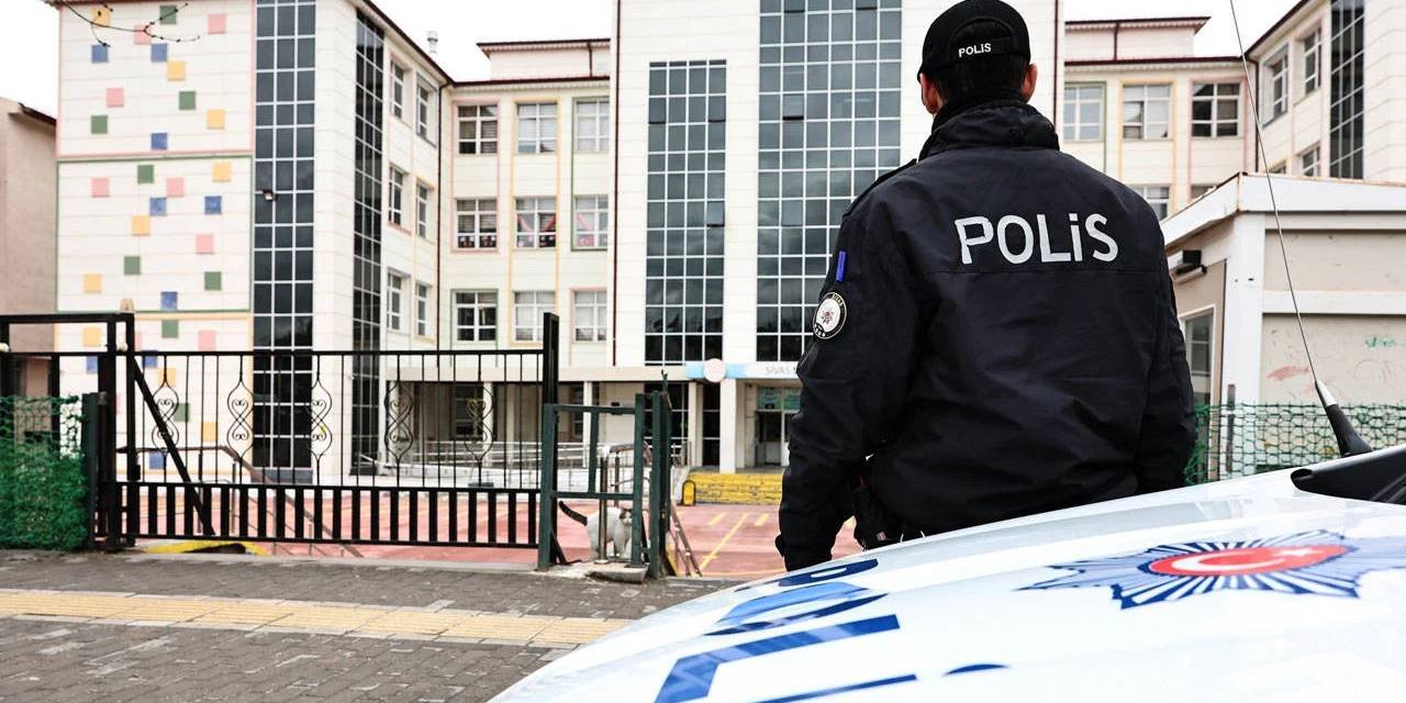Okullarda yeni dönem başlıyor! 30 bin kişi göreve alınacak