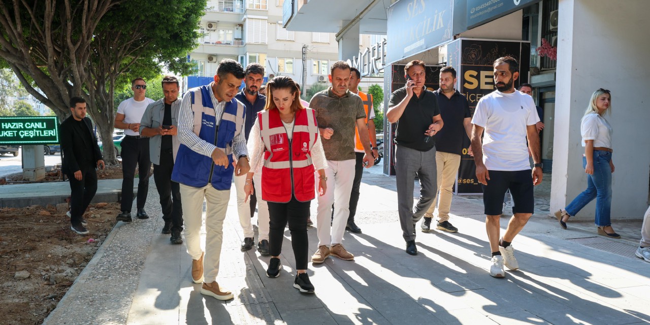 Antalya’da Bulvar ve Konyaaltı Caddesi’nde düzenleme çalışmaları sürüyor