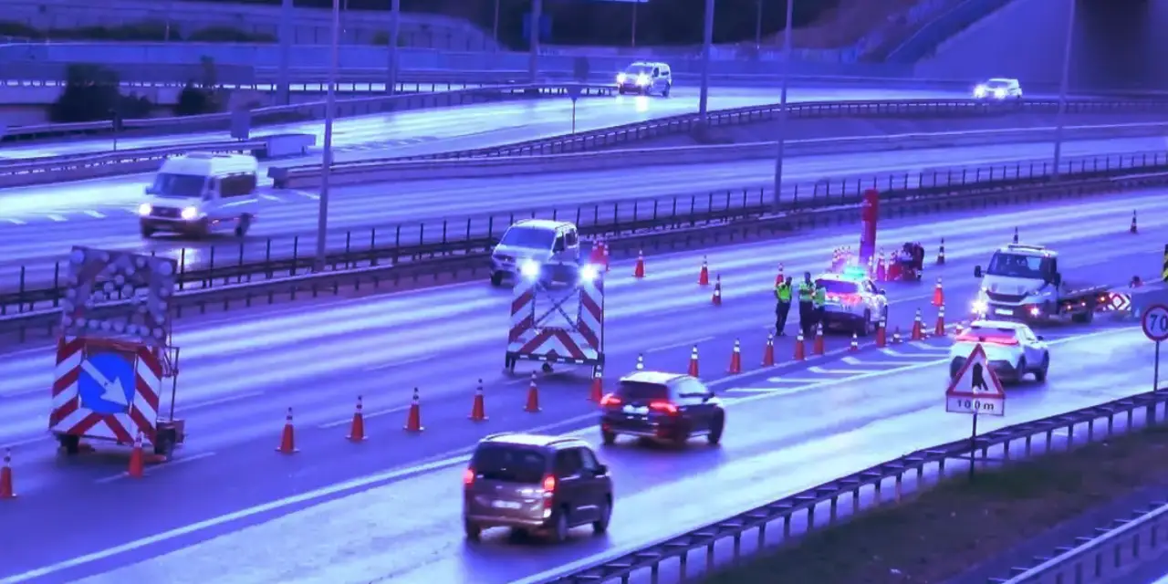 İstanbul'da bazı yollar trafiğe kapatıldı
