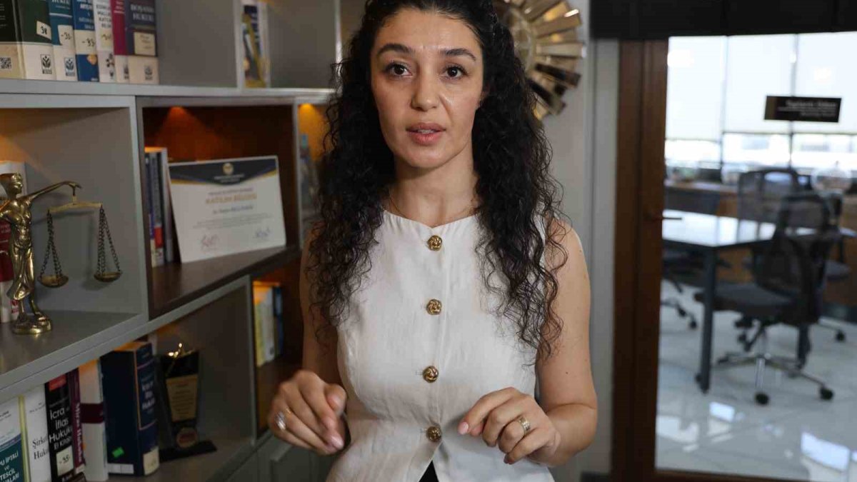 Trafikte tartıştıkları kişi hakim çıktı: "Sizi gözaltına aldıracağım" dedi, geceyi nezarette geçirdiler