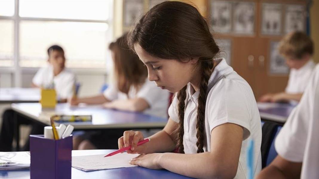 MEB 81 ile genelge gönderdi: Öğrenciler ve veliler için yeni dönem başladı