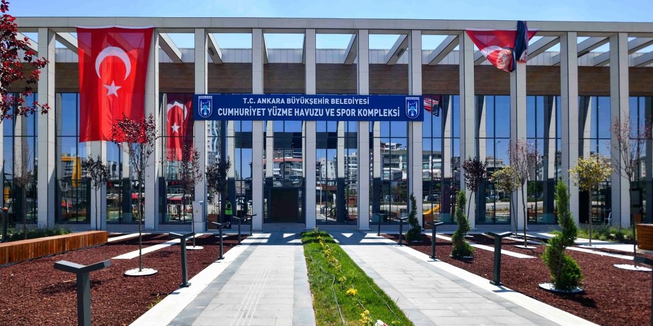 Başkent’e yeni spor kompleksi: Cumhuriyet Yüzme Havuzu hizmete açıldı