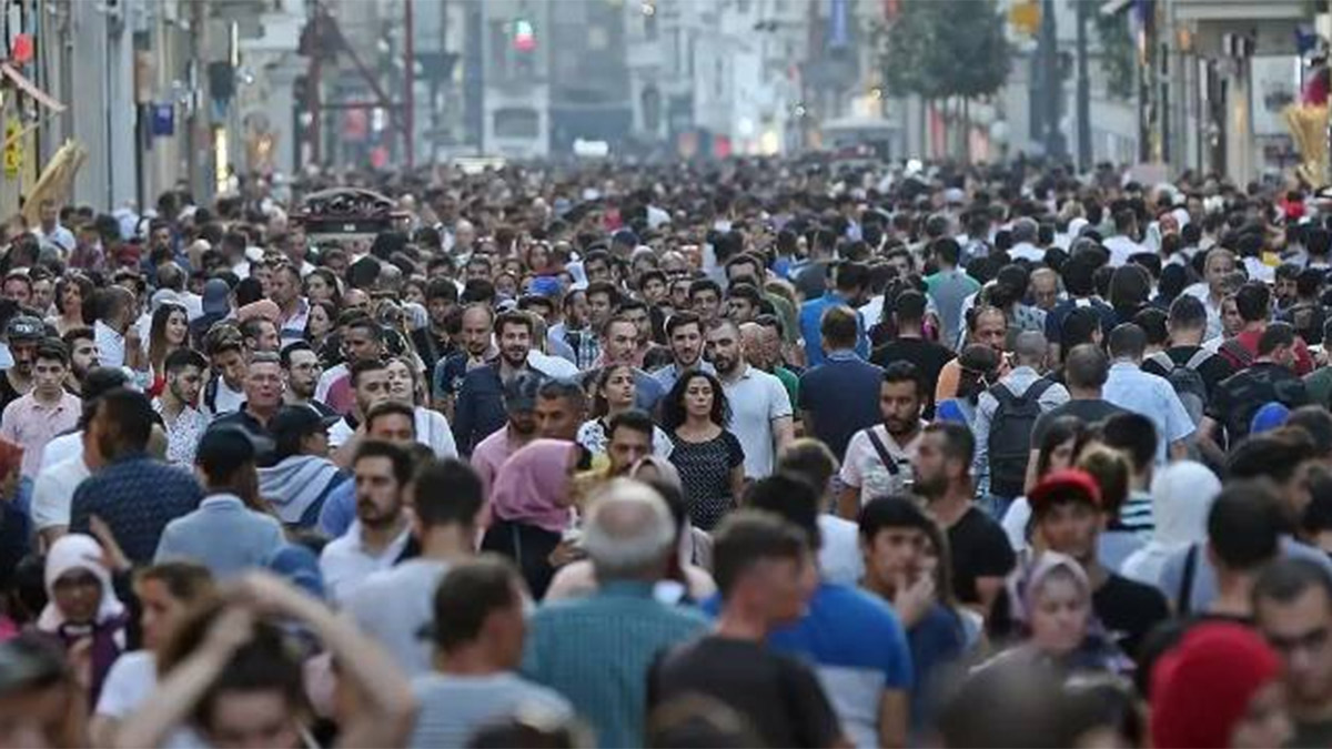 MetroPOLL anketi: Seçmenin yüzde 64’ü siyasetten endişeli