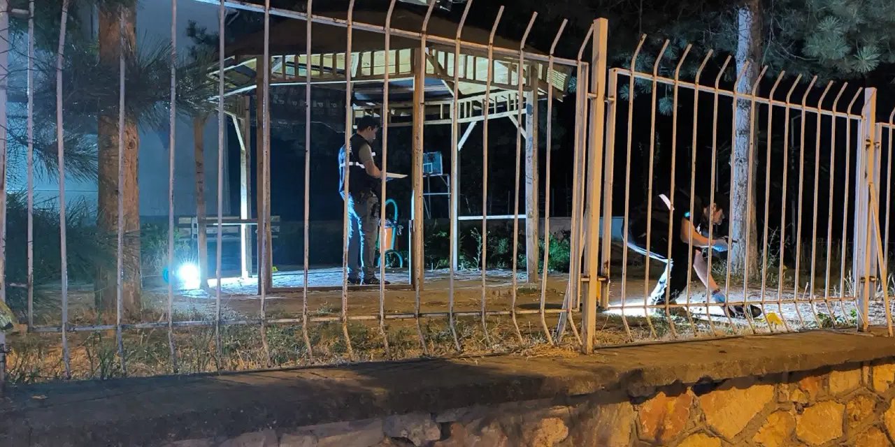 Tokat'ta gece yarısı dehşeti: Okul bahçesindeki tartışma bıçaklı kavgayla bitti