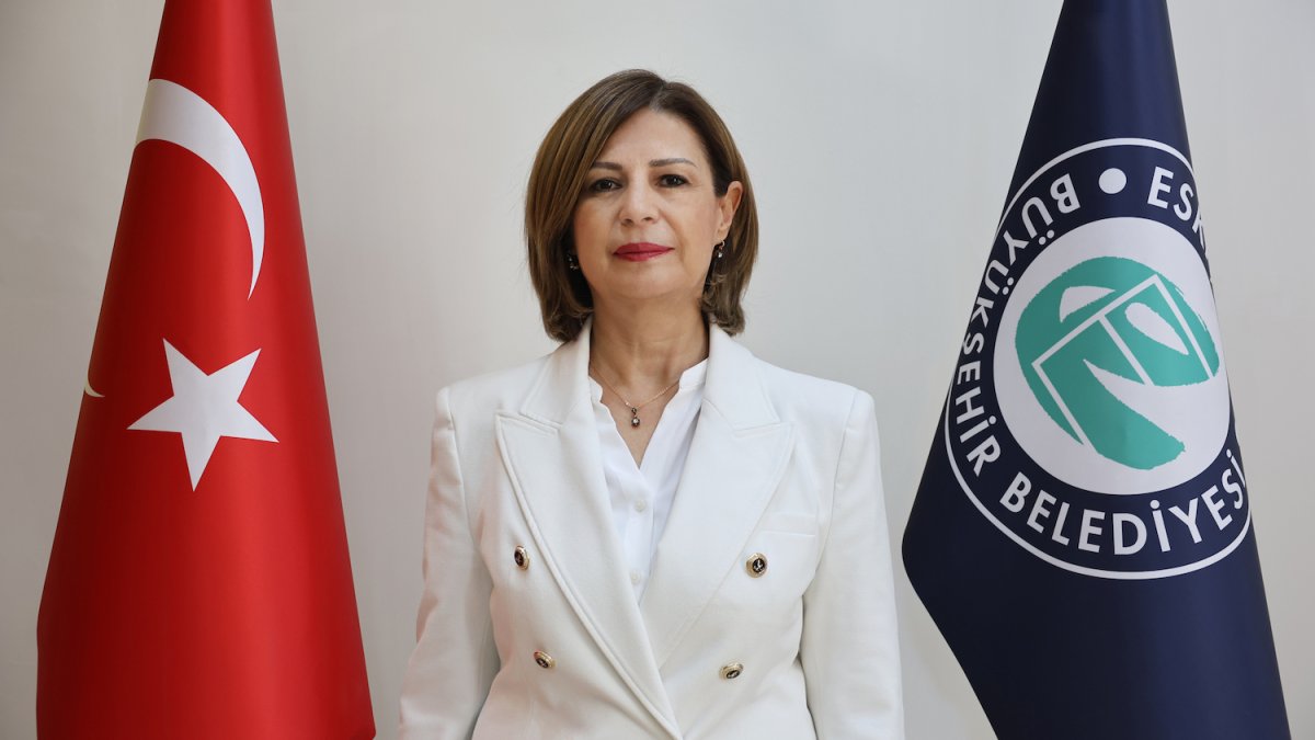 Eskişehir Büyükşehir Belediye Başkanı Ayşe Ünlüce CHP’den istifa etti