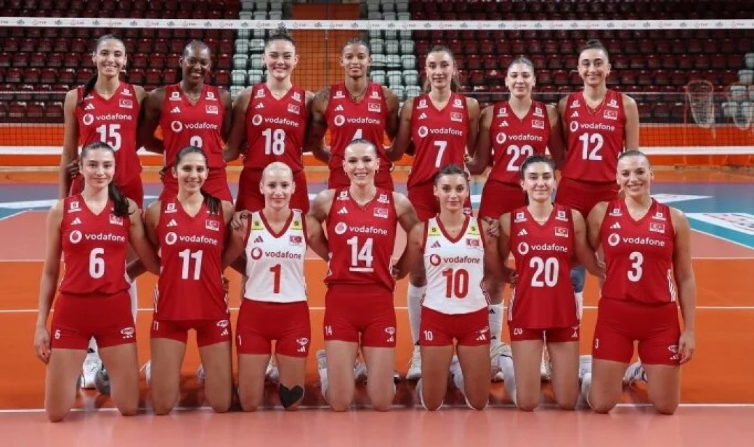 Türkiye-Letonya voleybol maçı ne zaman? Filenin Sultanları sahaya çıkıyor