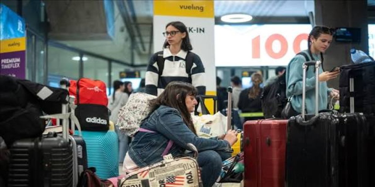 Valiz hazırlarken dikkat: Uçak yolculuğunda 100 ml kuralı değişiyor