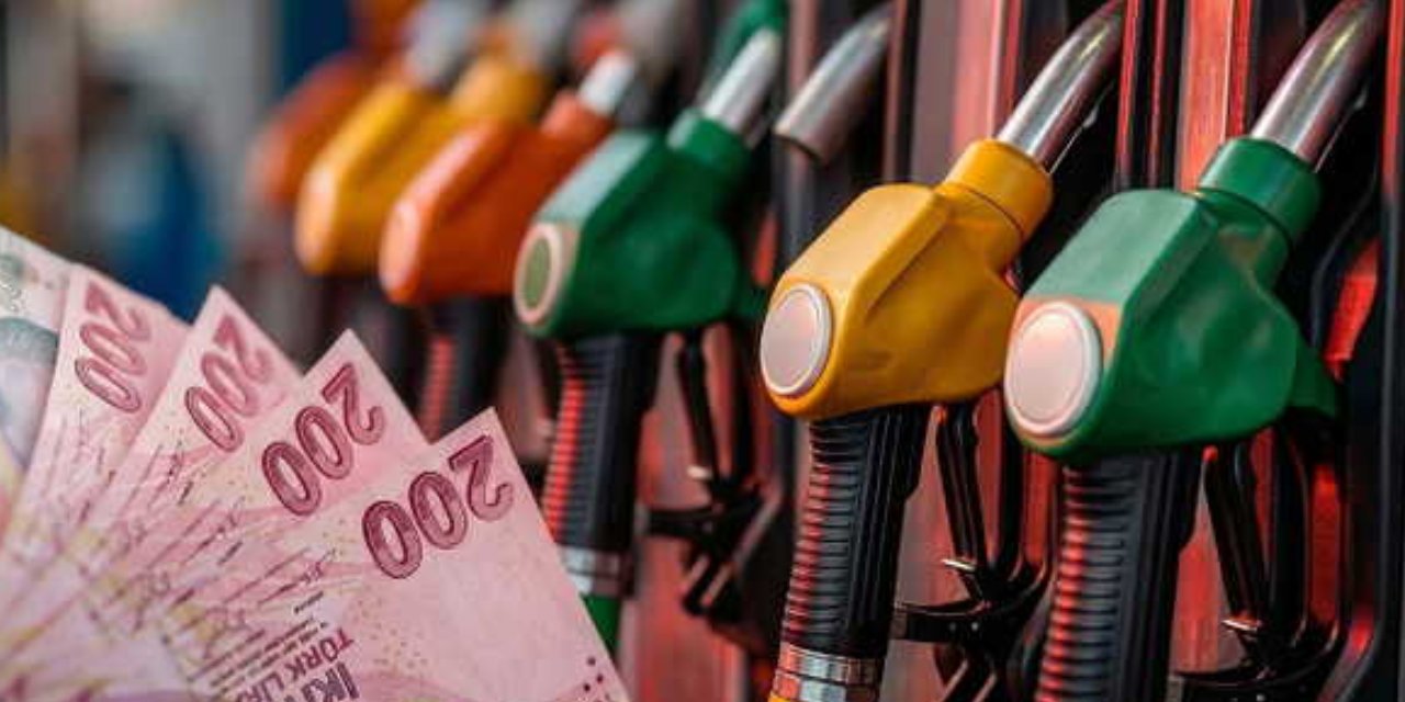 Benzin fiyatlarına 2 lirayı aşan büyük zam: Gece yarısı pompalara yansıyacak