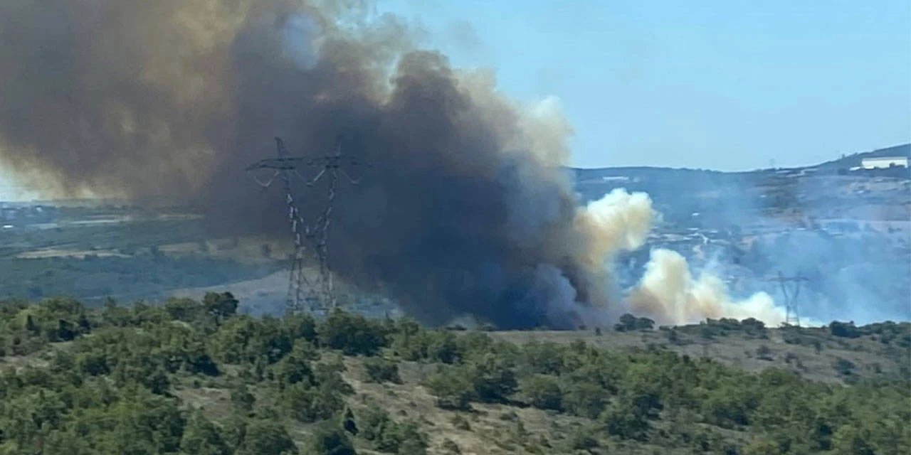 Gebze ve Dilovası arasında yangın çıktı: Valilikten risk açıklaması
