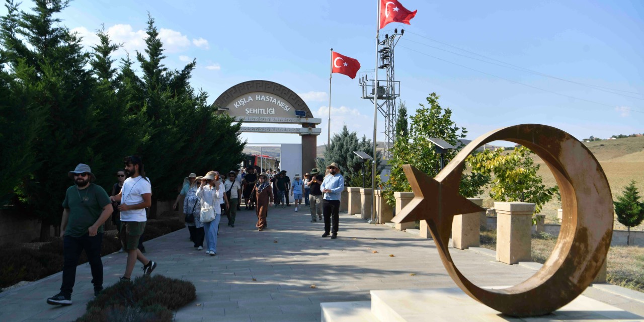 Ankara'da Sakarya Meydan Muharebesi’nin 105. yılında tarihî alanlar ziyaret edildi