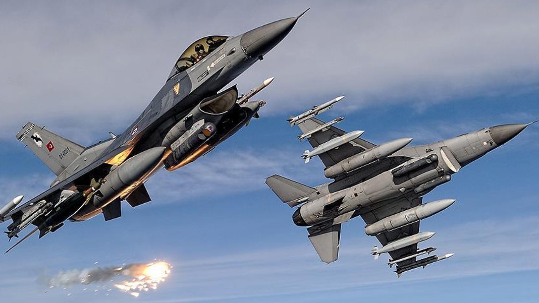 Gerilim tırmanıyor: Yunanistan, Türk İHA’sına karşı F-16 kaldırdı