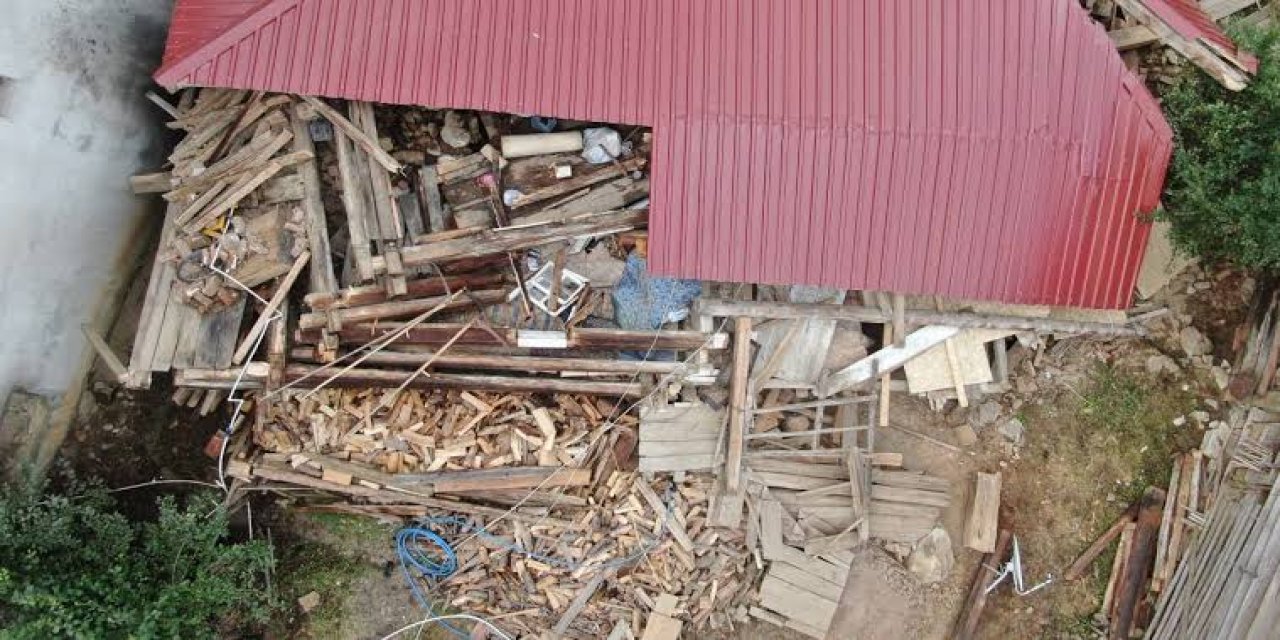 Kastamonu'da köy evi çöktü: 5 yaralı