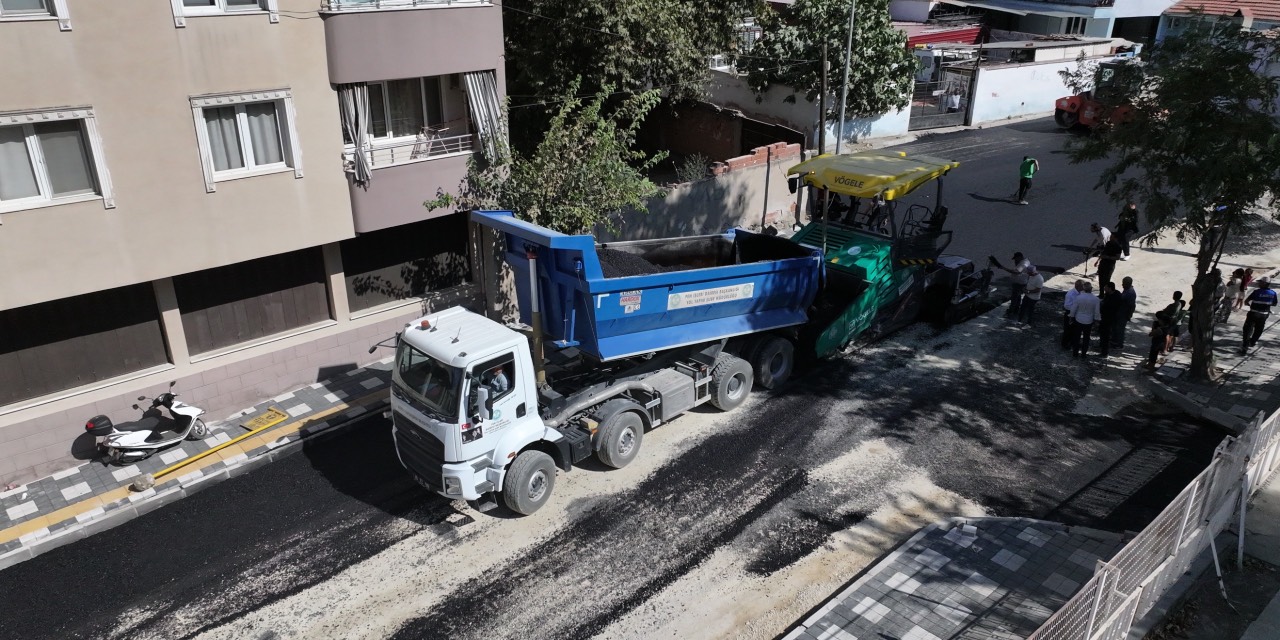Manisa Salihli’de Çiçek Caddesi yenileniyor