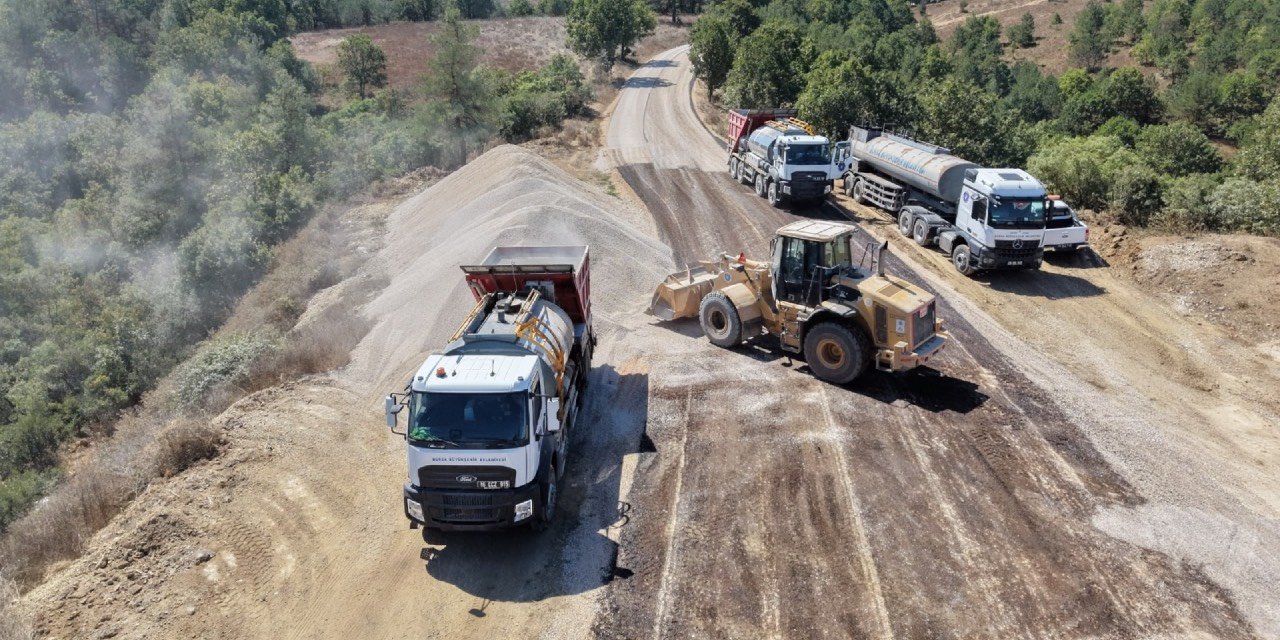 Bursa’nın 4 ilçesinde 32,5 kilometrelik yol yenileme çalışması