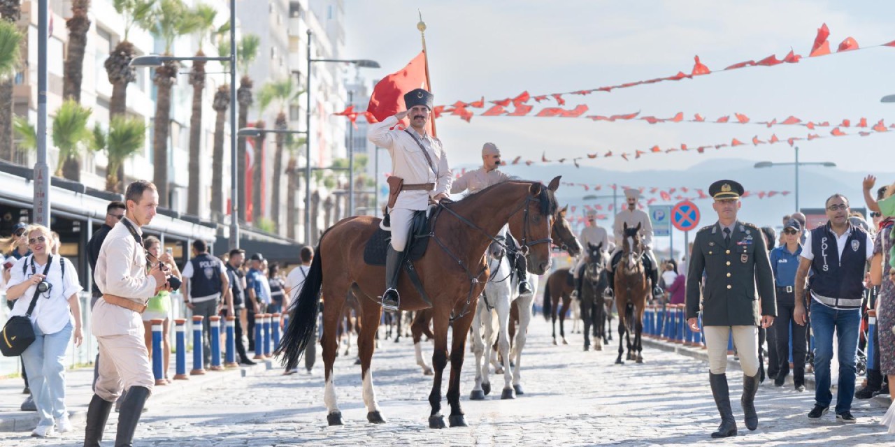 İzmir’in kurtuluşunun 104. yıl dönümü etkinliklerle kutlanacak