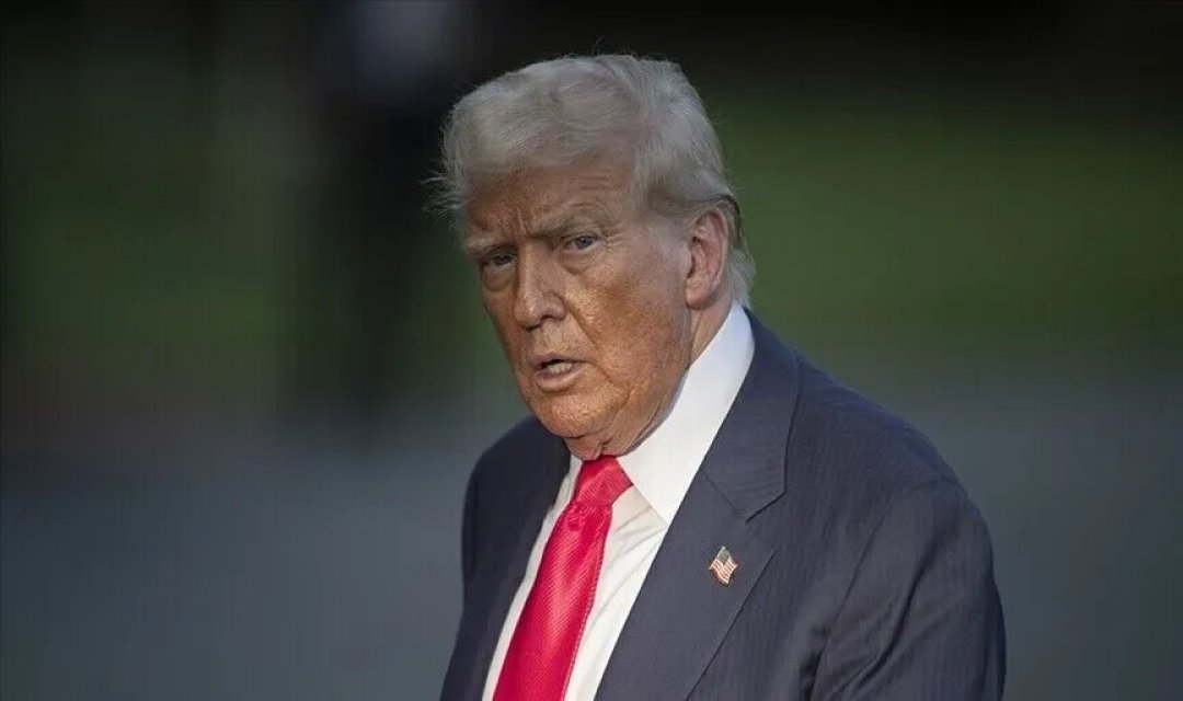 Trump’ın saçları yine gündemde: Peruk iddiaları yeniden alevlendi
