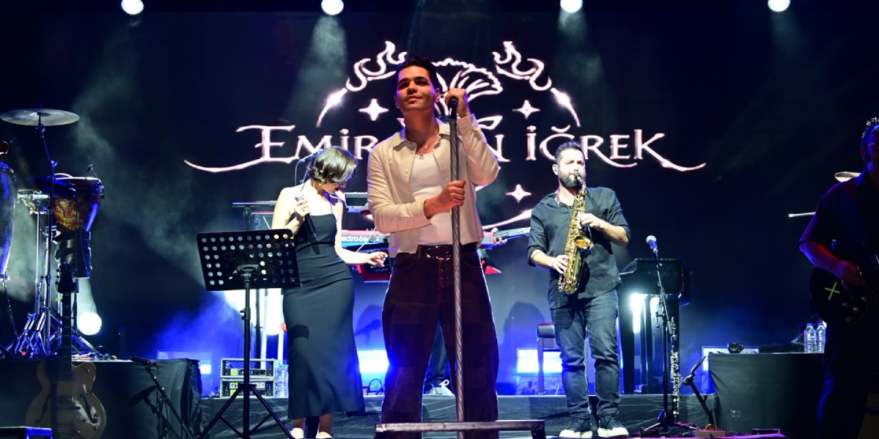 Söke’nin kurtuluşu Emir Can İğrek konseriyle kutlandı