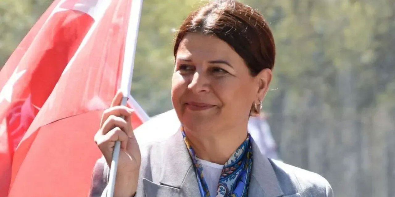 CHP'li İzmir Foça Belediye Başkanı AK Parti'ye geçiyor
