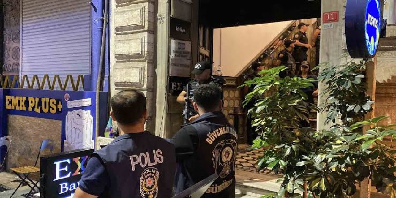Bakan Gürlek duyurdu: 15 ilde  “Ailem Güvende” operasyonu