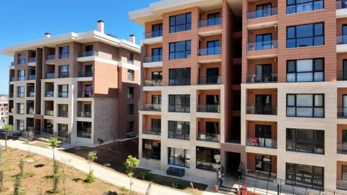 İstanbul’da 10 bin liraya kiralık ev: Örnek dairelerin fotoğrafları paylaşıldı