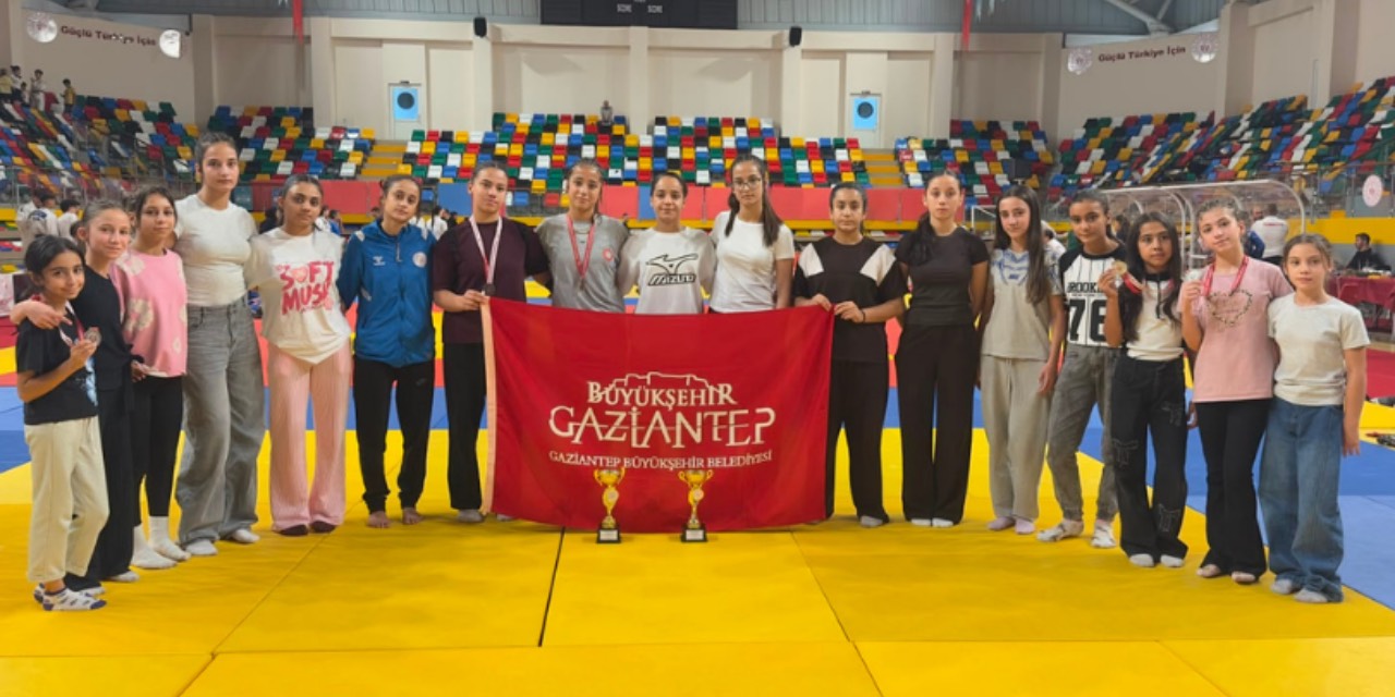 Gaziantep Büyükşehir sporcularından uluslararası turnuvalarda dereceler