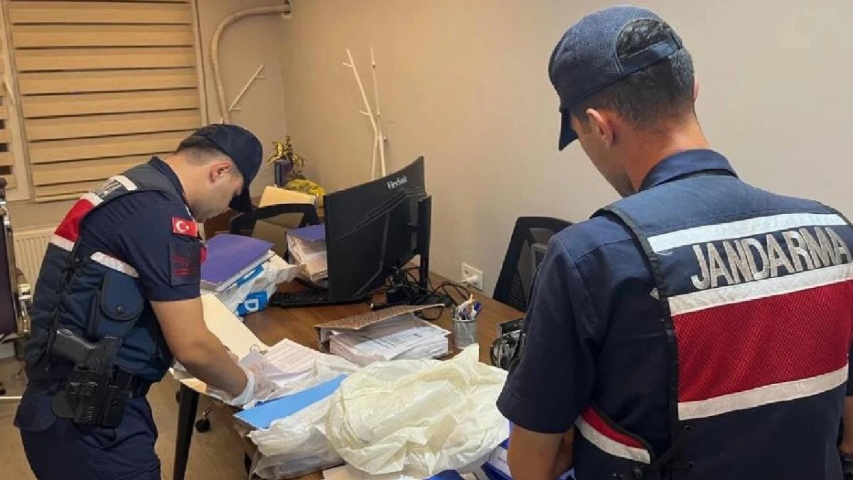 MİT’ten yasa dışı veri sorgulama operasyonu: 5 kişi gözaltında